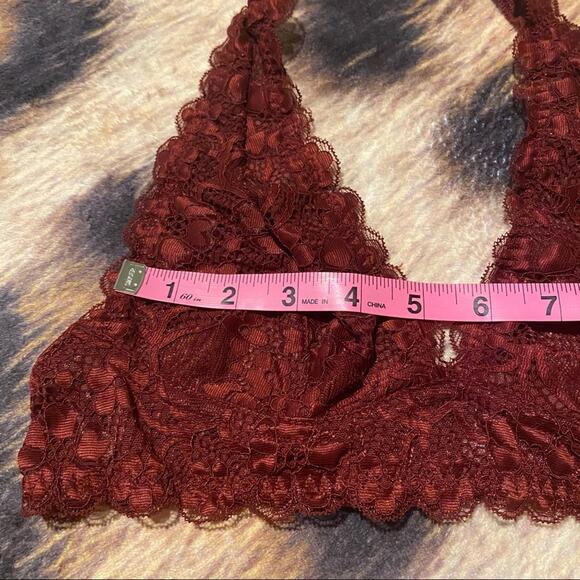 Wishlist Halter Top Lace Triangle Bralette Women's Size Medium Dark Red Unpadded - Picture 5 of 10